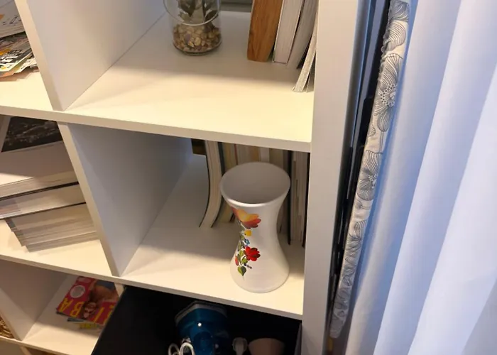 Olive & Oak - Center & Parking